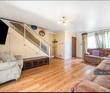 3 bedroom terraced house to rent - Photo 1