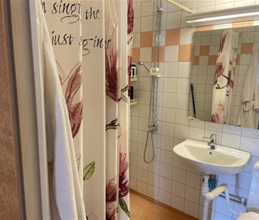 Västra Fridhemsgatan 8A - Foto 1