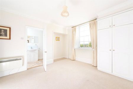 3 bedroom apartment to rent - Photo 4