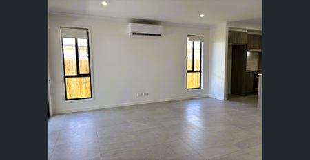 Includes Study Nook ! - Photo 4