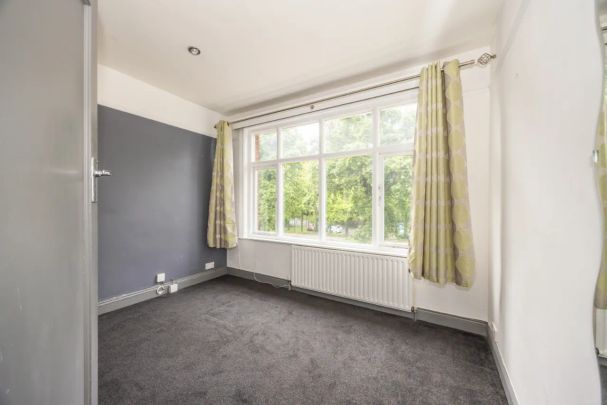 6 Upper Malone Road - Photo 1