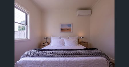 Spacious furnished/or unfinished House in Frankston - Photo 5