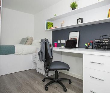 Studio to rent - Photo 2