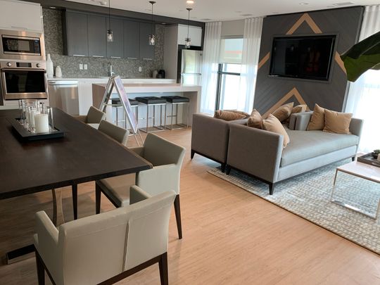 For Lease - 128 GROVEWOOD Common Unit# 132, Oakville, Ontario - Photo 1