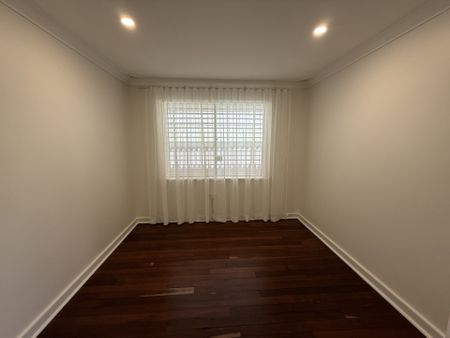 52 Glover Street, Dianella, WA 6059 - Photo 3