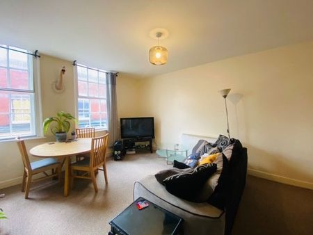 1 bedroom flat to rent - Photo 5