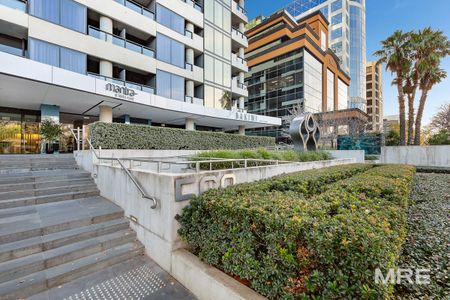 1304/568 St Kilda Road, Melbourne - Photo 2