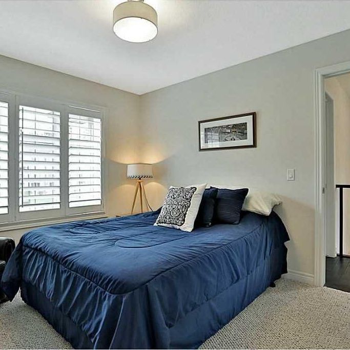 For Lease - 63 Southshore Crescent, Hamilton, Ontario - Photo 1