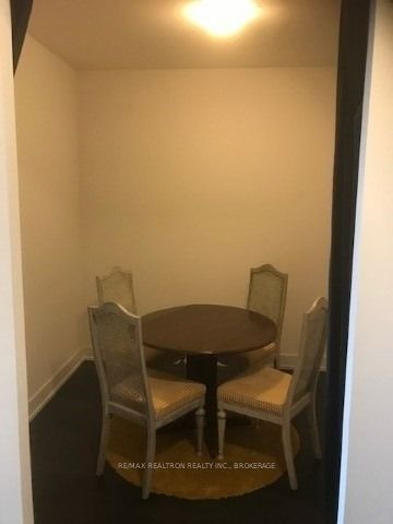 For Lease - 9471 Yonge Street Unit# 537, Richmond Hill, Ontario - Photo 2