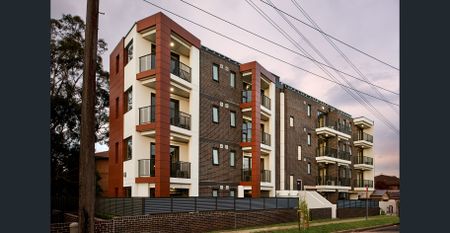 Stylish Studio Living with Courtyard Charm! - Photo 3