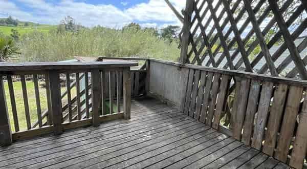 Spacious Family Home in the Heart of Maungaturoto - Available Now - Photo 1