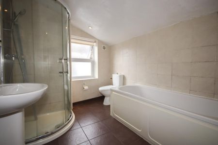 2 bedroom maisonette to rent - Photo 5