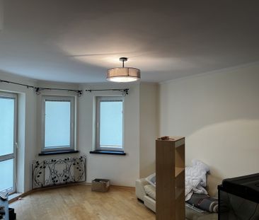 2 pokoje, balkon – 2.500zł + opłaty - Photo 1