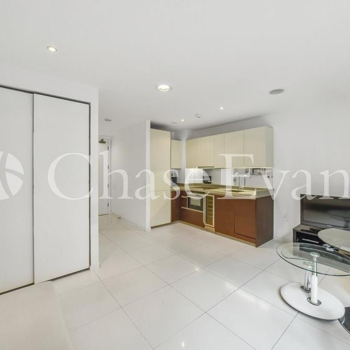 Studio to rent - Photo 1