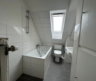 Kuschelige 4-Zimmer-Wohnung sucht neue Mieter*innen - Photo 4