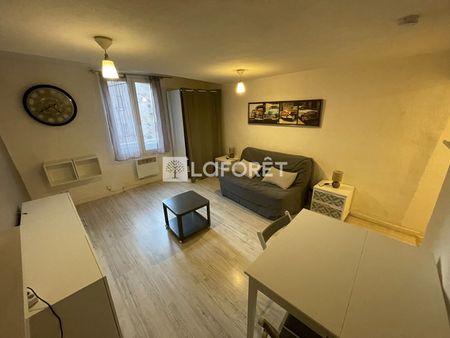 Apartment - Photo 2