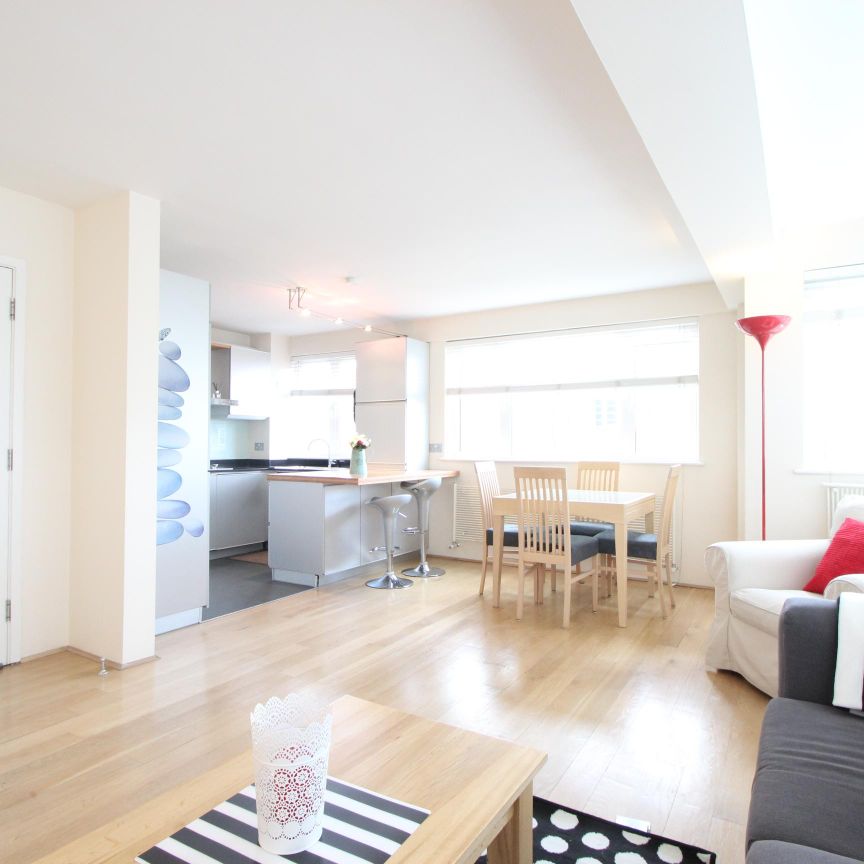 Lee Court, W8, London - Photo 1