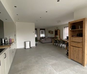 Prachtige halfopen woning met 4 slaapkamers - Photo 6