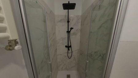 Piso de alquiler en Calle Tucurinca, Pinar del Rey - Photo 5