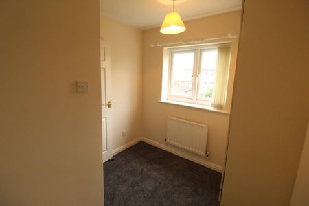 3 bedroom House To Let - Photo 4