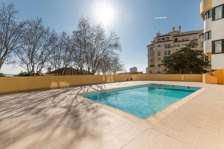 3 Bedroom Apartment, Cascais - Photo 4