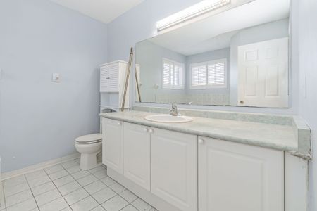 For Lease - 40 Olympia Cres Crescent, Brampton, Ontario - Photo 2