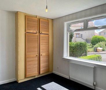 3 bedroom flat to rent - Photo 3
