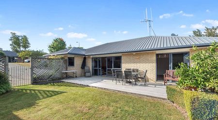 Views, location and space - Photo 3