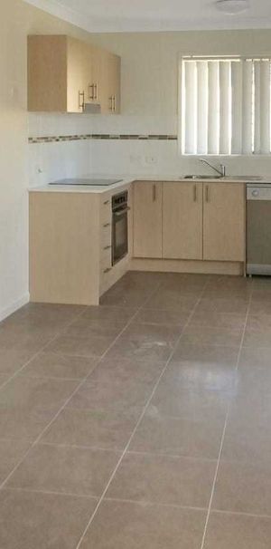 35B Blackbutt Street - Photo 1
