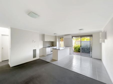 23 Latitude Court, Ballarat East - Photo 2