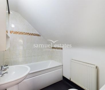 2 bedroom flat to rent - Photo 6