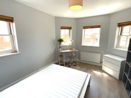 4 bed detached house to rent in Spurgeon Street - Photo 2