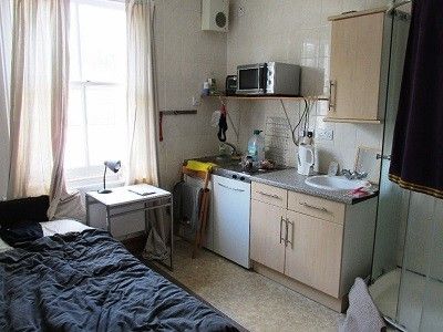 SELF CONTAIN STUDIO FLAT TO LET IN HOLLOWAY, LONDON N7. DSS CONSIDERED - Photo 3