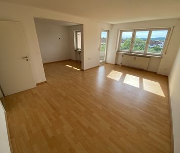 Großzügige 2-Zimmer-Wohnung mit Westbalkon & Wintergarten - Foto 6