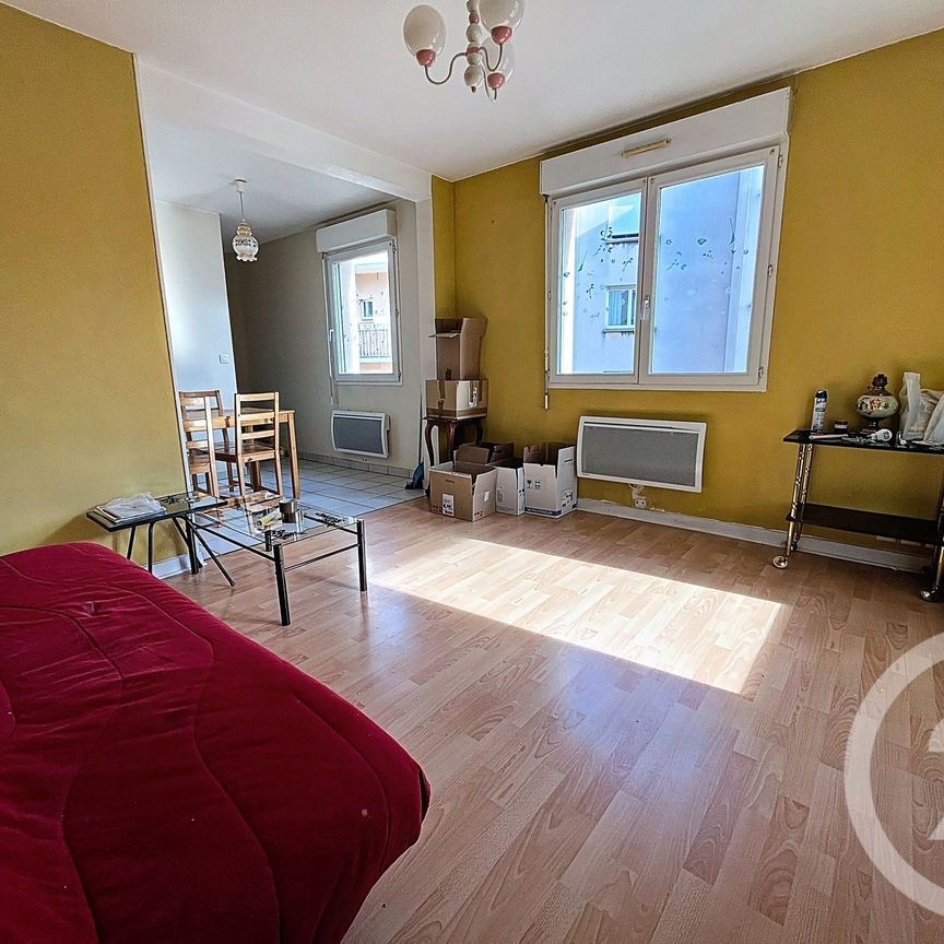Location Appartement 2 pièces 38m² CLERMONT FERRAND 63000 - Photo 1
