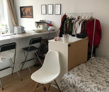 Location Appartement 1 pièce 23m² LYON 7ème - Photo 2