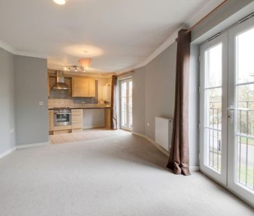 2 bedroom flat to rent - Photo 1