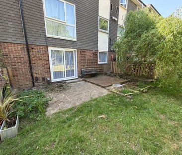2 bedroom flat to rent - Photo 6
