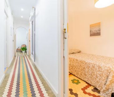 Carrer de Guillem de Castro, Valencia, Valencian Community 46003 - Photo 1