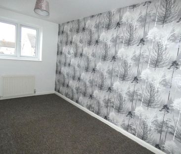 2 bedroom detached house to rent - Photo 4