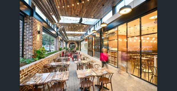 Family Entertainer in Blue Ribbon Location - Photo 1