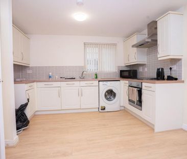 2 bedroom apartment to rent - Photo 3