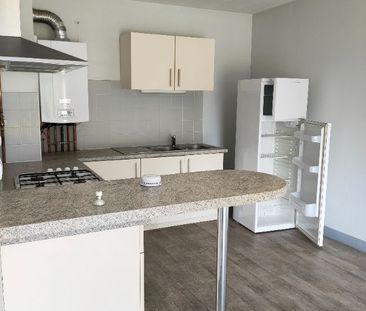 Location Appartement 2 pièces 45m² - Photo 2