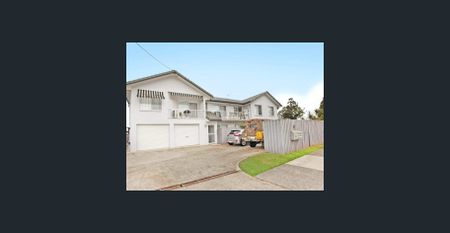 Modern Two Bedroom Unit in Central Maroochydore! - Photo 2