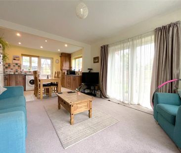 2 bedroom semi-detached house to rent - Photo 1