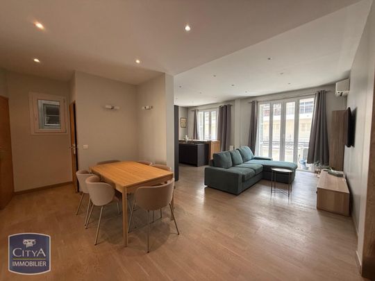 Location Appartement 4 pièces 94m² NICE 06000 - Photo 1