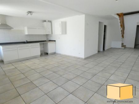 Location Appartement 4 pièces 78m² BELLEY 01300 - Photo 4