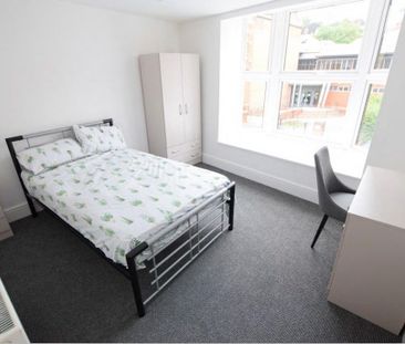 1 bedroom in a house share to rent - Photo 6