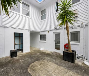 Grey Lynn 6 Bedroom - Photo 2