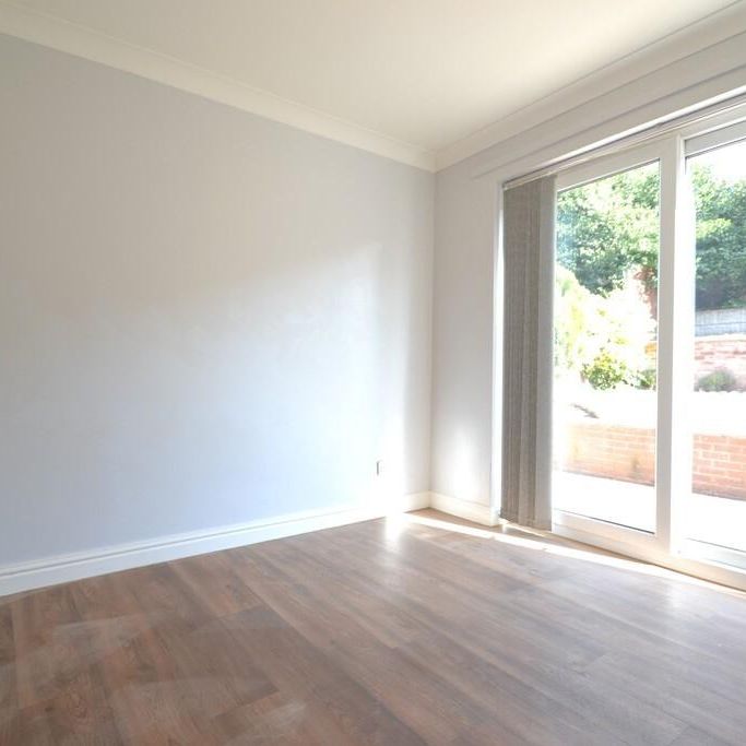 4 bedroom detached house to rent - Photo 1